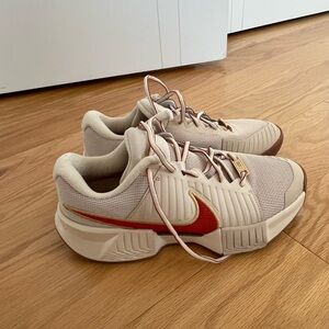 Nike Cream and Red Casual Sneakers